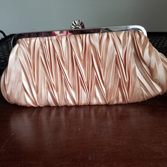 NWOT Gold Clutch with Silver Details - Picture 2 of 5